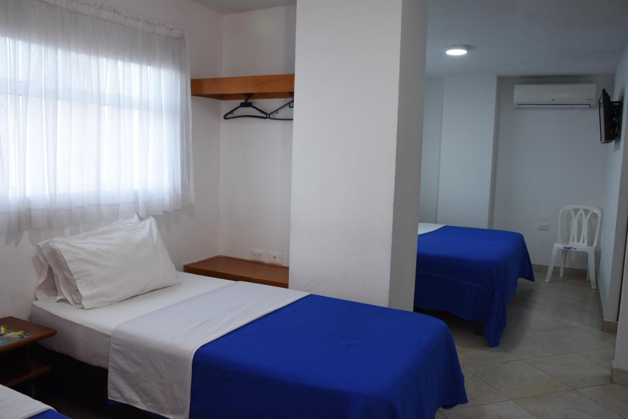 Hotel La Hormiga ブカラマンガ エクステリア 写真
